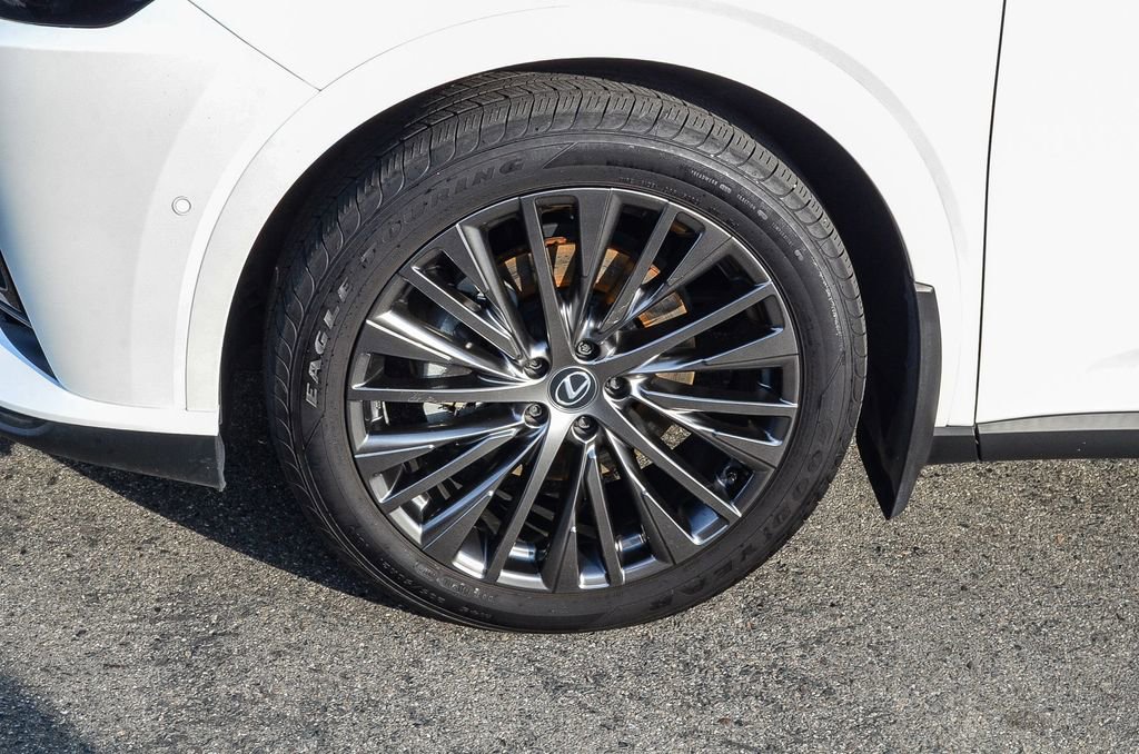 Used 2025 Lexus RX 350 w/ Convenience Package image 10