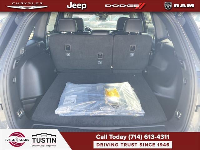 New 2027 Jeep Grand Cherokee Altitude AWD/4WD image 67
