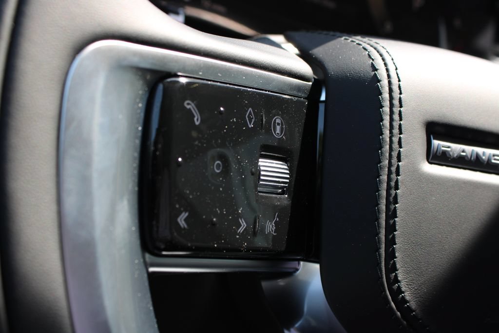 New 2026 Land Rover Range Rover SE AWD/4WD image 13