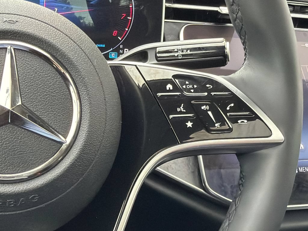 Used 2025 Mercedes-Benz E 350 4MATIC Sedan image 20