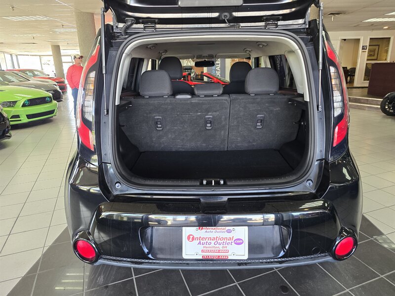 Used 2016 Kia Soul + FWD image 27