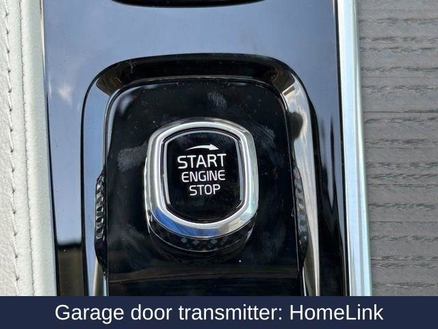 New 2025 Volvo XC90 T8 Plus w/ Protection Package Premier image 29