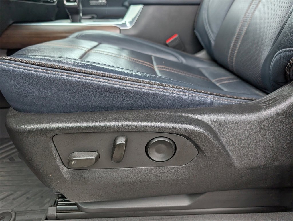 Used 2022 Chevrolet Silverado 1500 High Country w/ Z71 Off-Road Package image 14