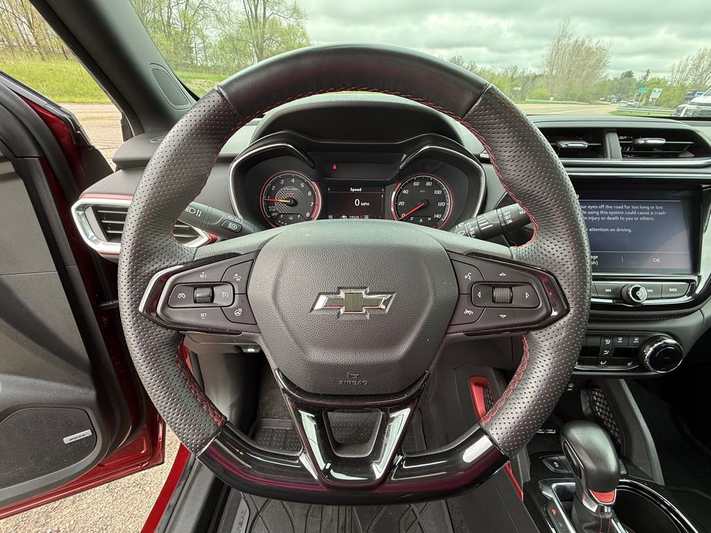 Certified 2023 Chevrolet TrailBlazer RS w/ Sun and Liftgate Package AWD/4WD image 19