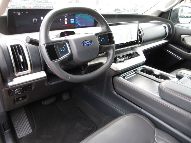 Certified 2025 Ford Expedition Max Active image 13