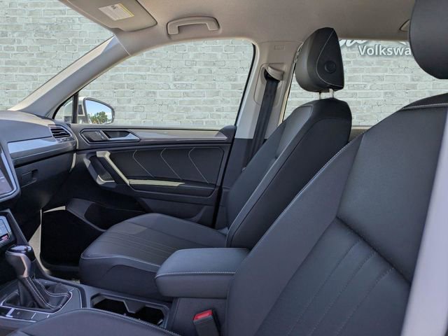 Certified 2023 Volkswagen Tiguan SE image 22