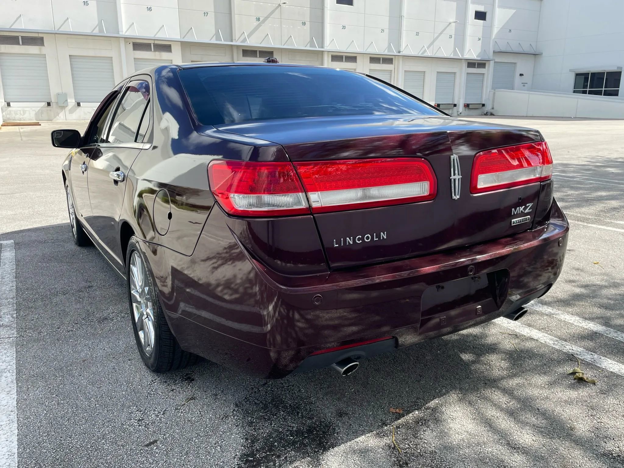 Used 2011 Lincoln MKZ Hybrid image 9