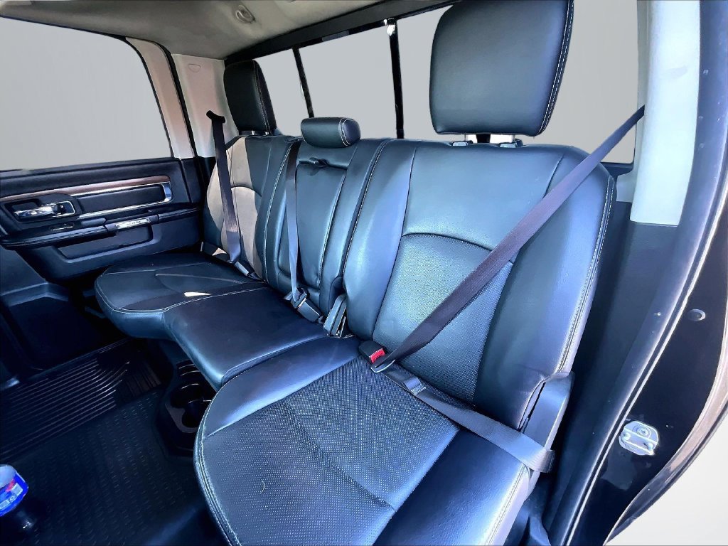 Used 2017 RAM 1500 Laramie w/ Convenience Group AWD/4WD image 25