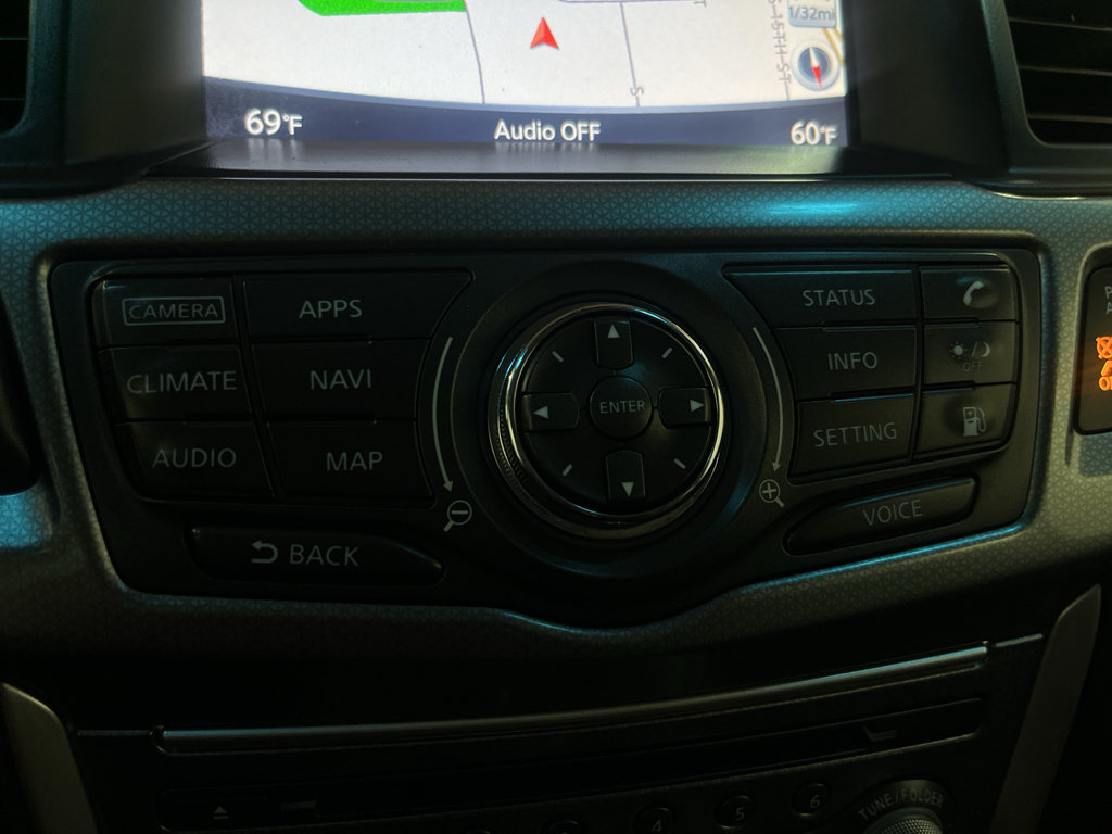 Used 2019 Nissan Pathfinder SL FWD image 34
