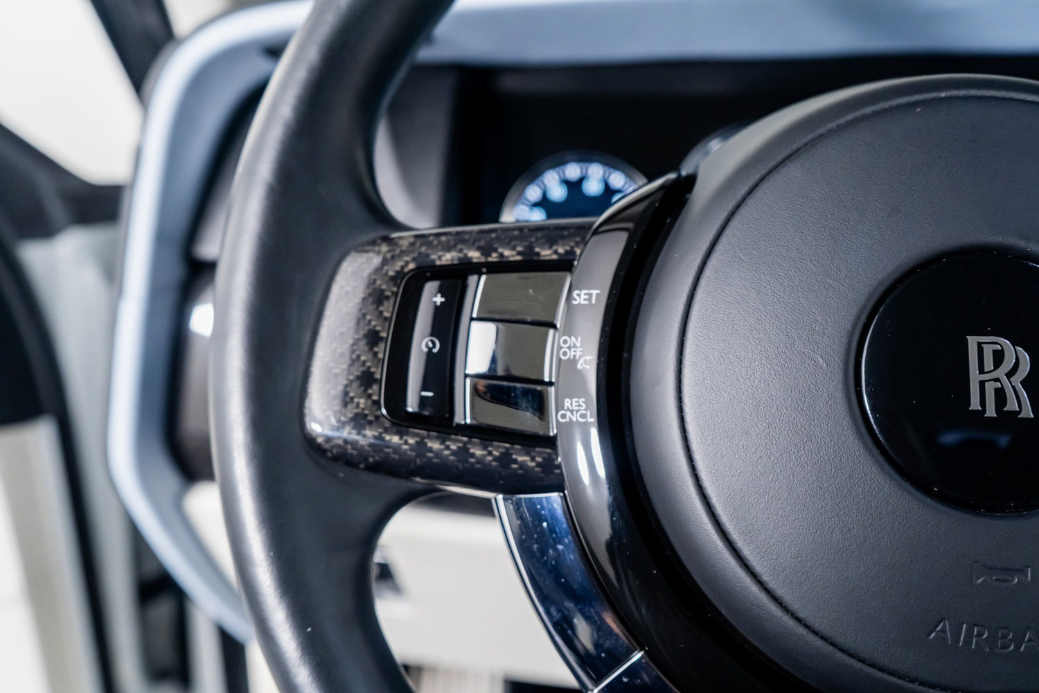 Used 2023 Rolls-Royce Cullinan Black Badge image 94