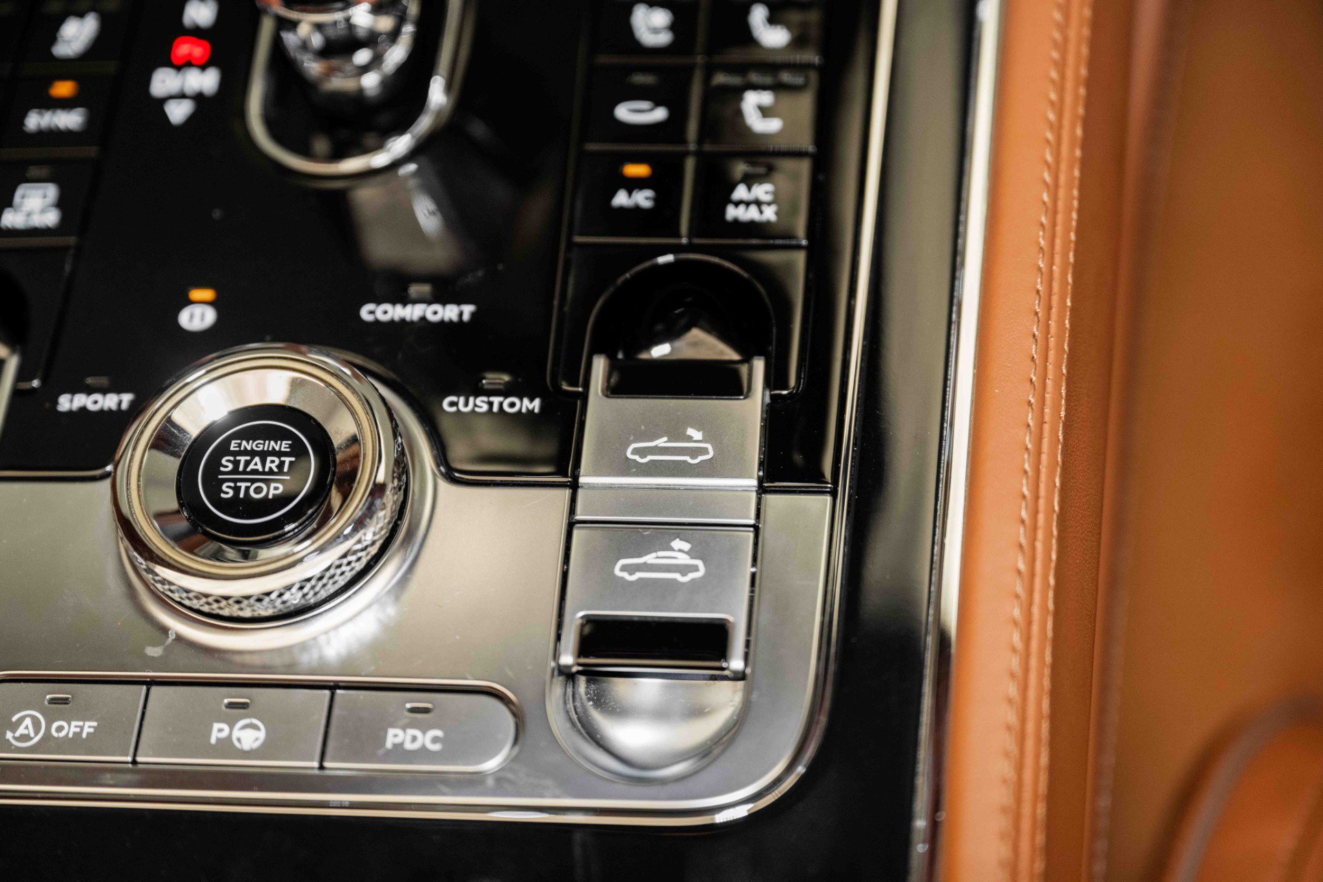 Used 2020 Bentley Continental GT image 29