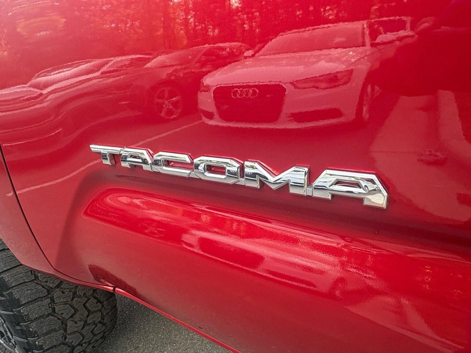 Used 2023 Toyota Tacoma SR5 AWD/4WD image 12