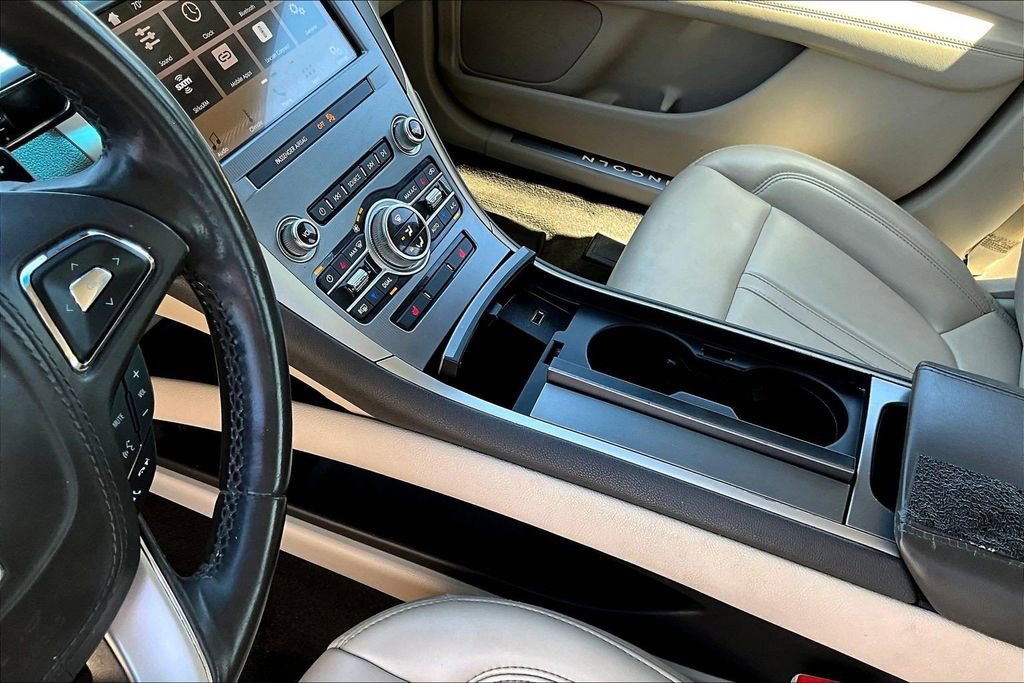 Used 2019 Lincoln MKZ Premiere FWD image 20
