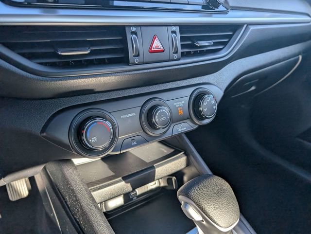 Used 2024 Kia Forte LXS w/ LXS Technology Package image 21