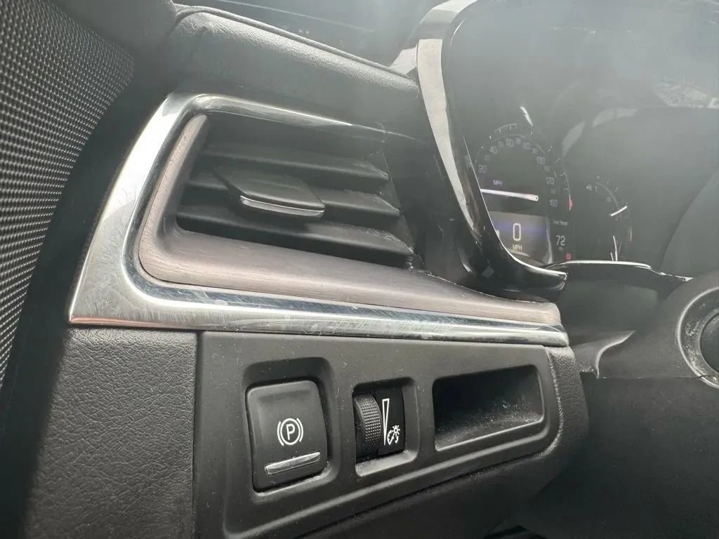 Used 2019 Cadillac XT5 Luxury image 22