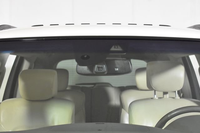 Used 2017 INFINITI QX80 2WD w/ Driver Assistance Package image 45