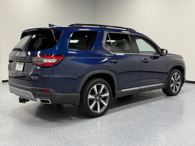 Used 2024 Honda Pilot Elite image 12