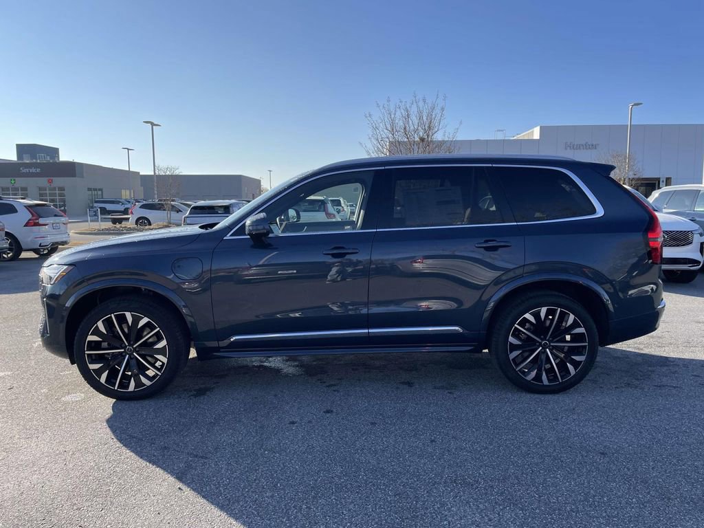 New 2026 Volvo XC90 T8 Plus w/ Protection Package Premier image 26