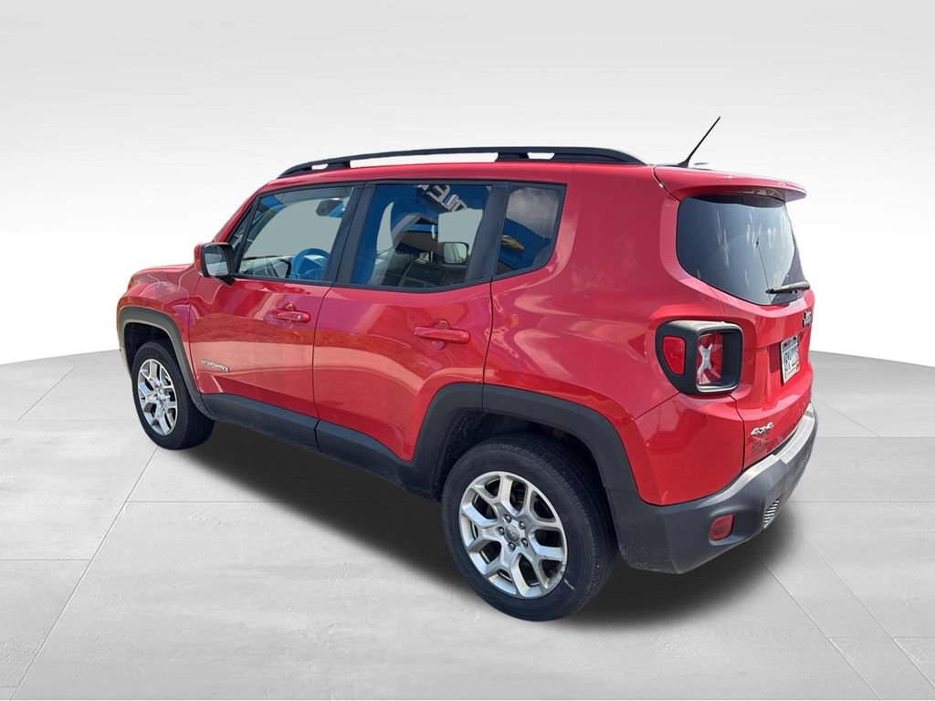 Used 2017 Jeep Renegade Latitude AWD/4WD image 34