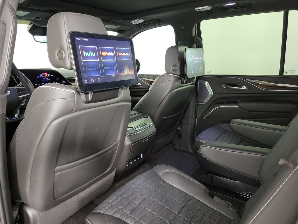 Certified 2024 Cadillac Escalade Sport Platinum w/ LPO, ONYX Package AWD/4WD image 14