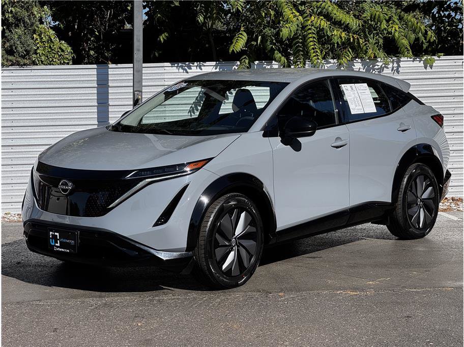 Used 2024 Nissan Ariya AWD image 8