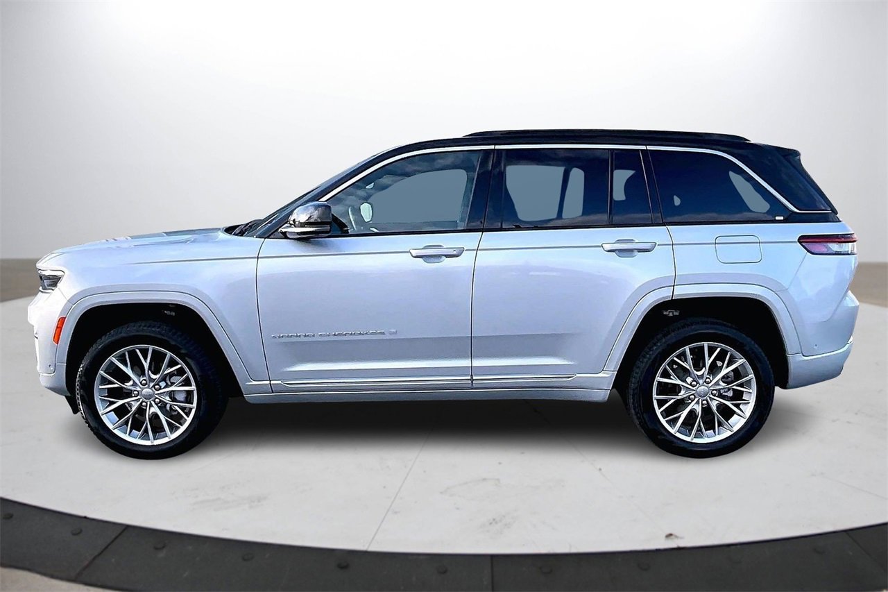 Certified 2025 Jeep Grand Cherokee Summit image 6