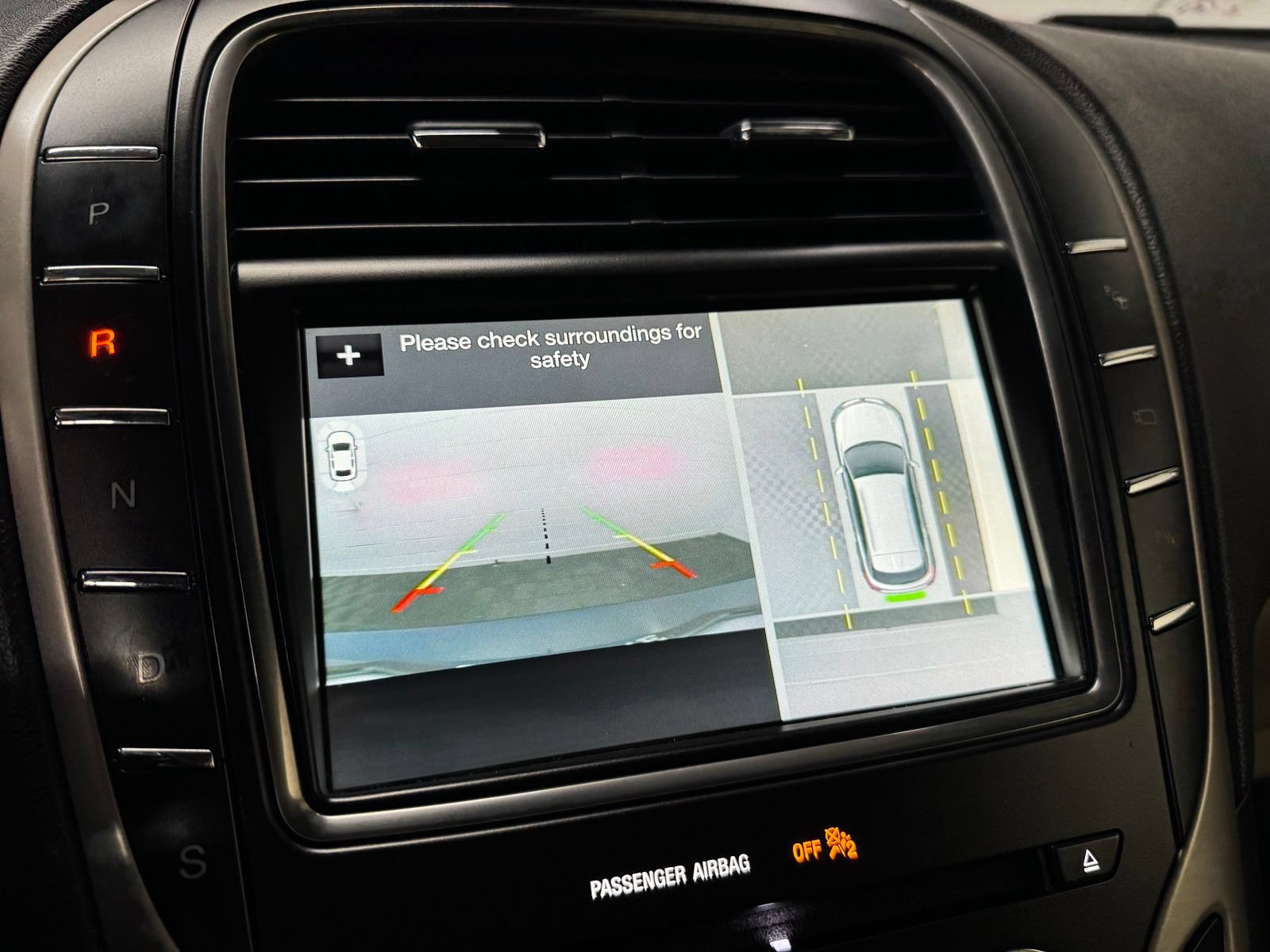 Used 2018 Lincoln MKX Reserve w/ Driver Assistance Package AWD/4WD image 14