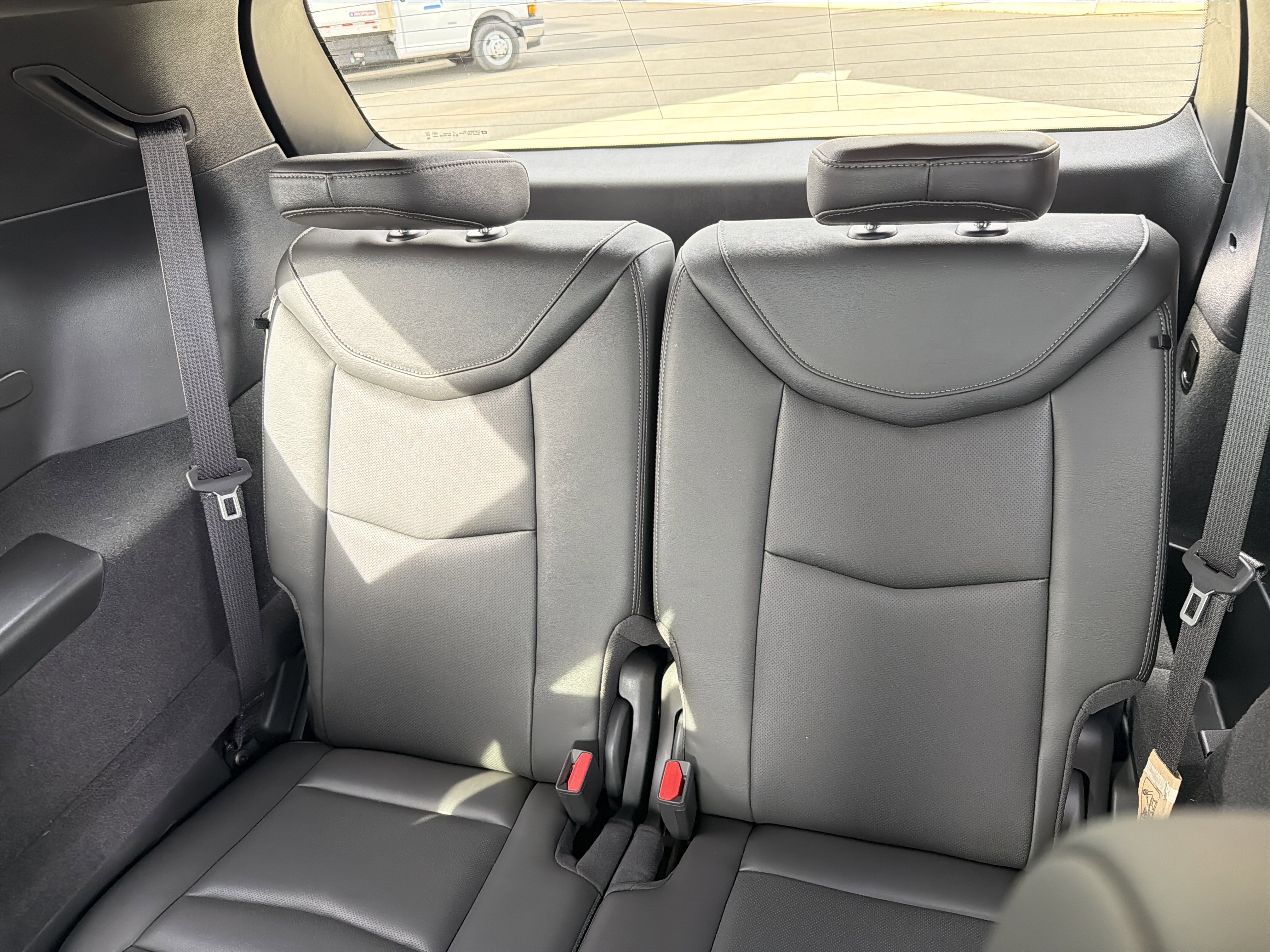 Used 2023 Cadillac XT6 Premium Luxury image 32