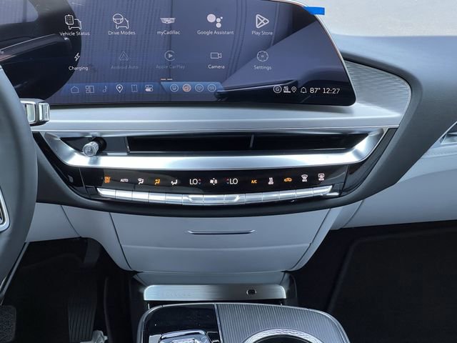 New 2026 Cadillac Lyriq Premium Luxury image 14