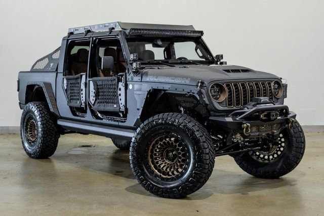 Used 2025 Jeep Gladiator Rubicon w/ Safety Group AWD/4WD image 36