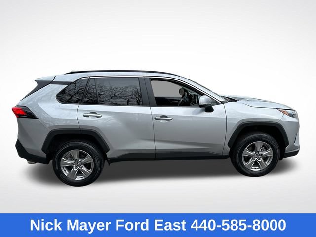Used 2025 Toyota RAV4 XLE AWD/4WD image 9