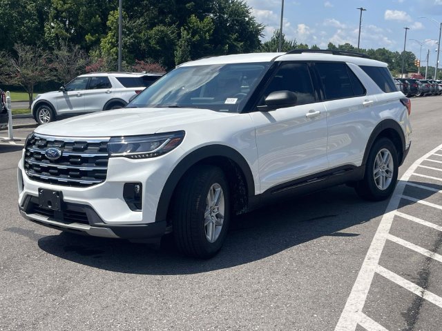 New 2026 Ford Explorer Active w/ Active Comfort Package RWD image 5