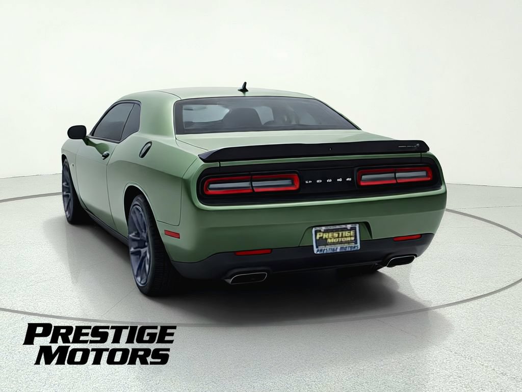Used 2022 Dodge Challenger R/T Scat Pack RWD image 6