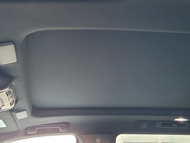 Used 2023 Cadillac Escalade Premium Luxury image 14