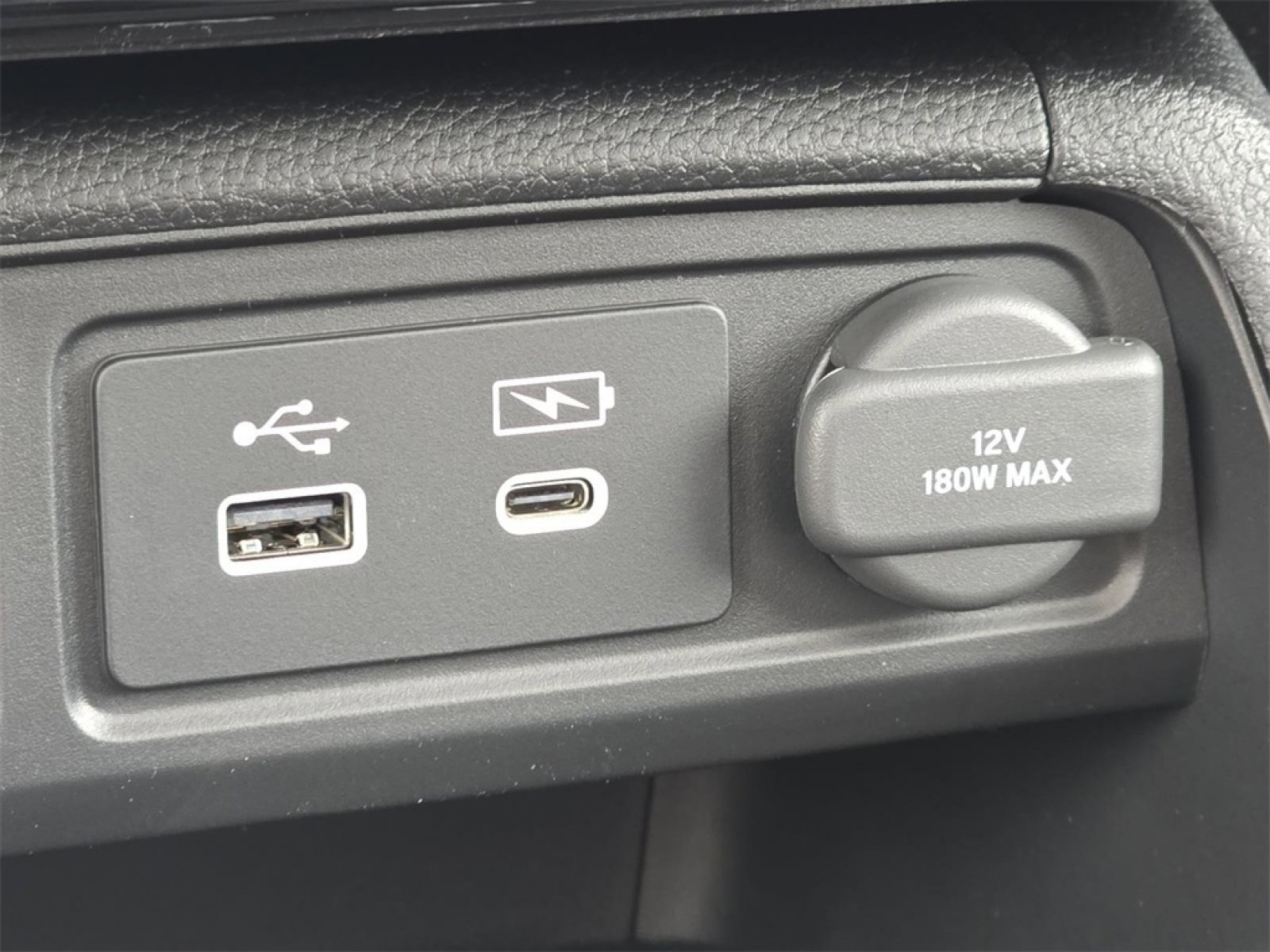 New 2025 Honda Pilot TrailSport image 10