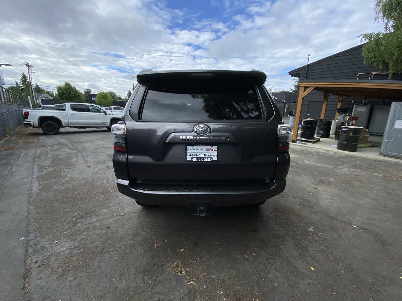 Used 2018 Toyota 4Runner SR5 Premium AWD/4WD image 5