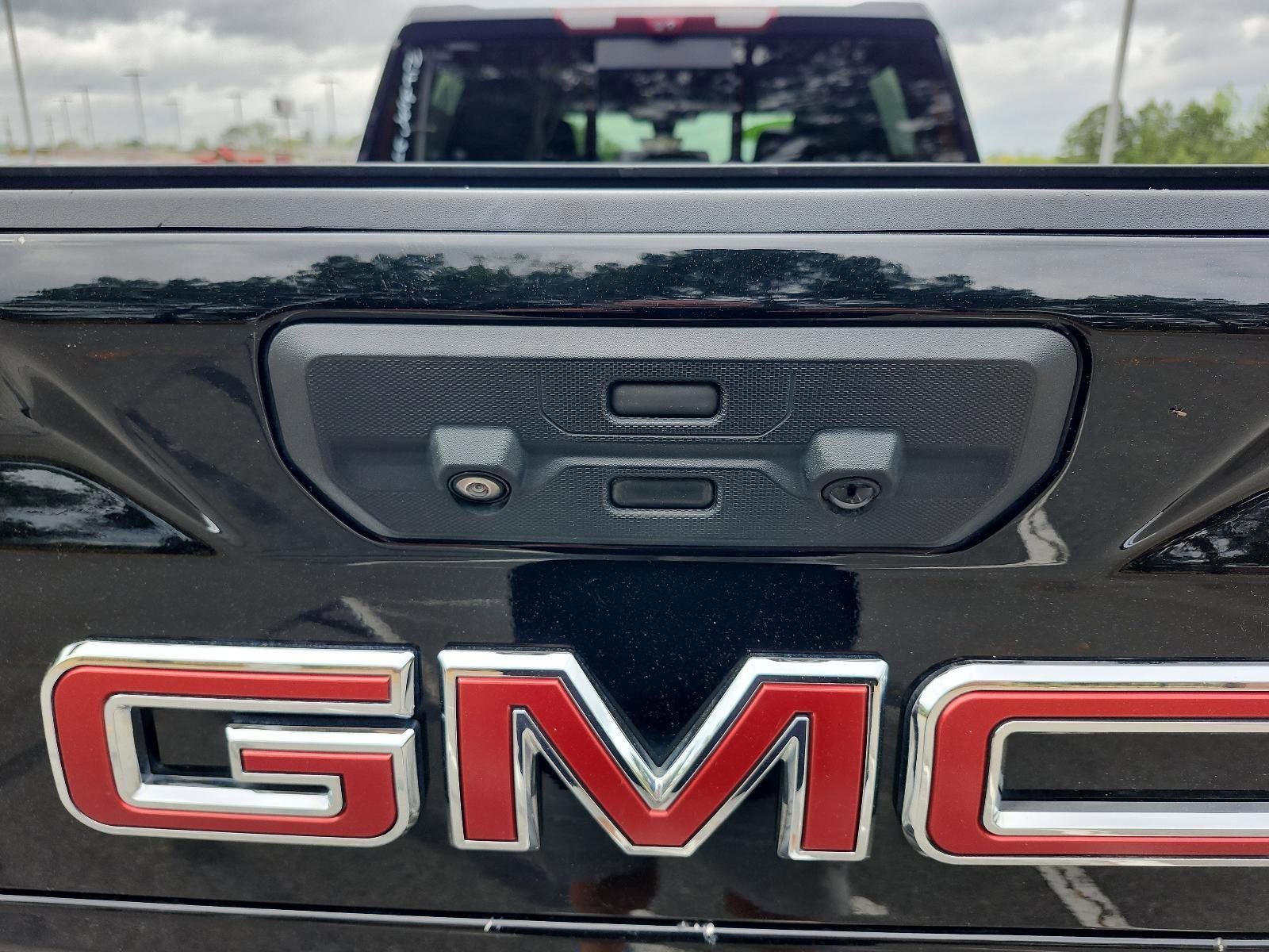 Used 2022 GMC Sierra 2500 Denali w/ Technology Package AWD/4WD image 12