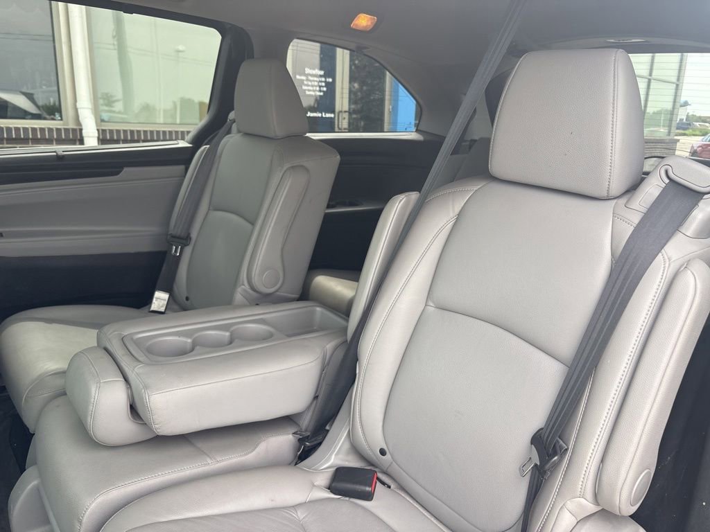 Used 2018 Honda Odyssey EX-L image 37