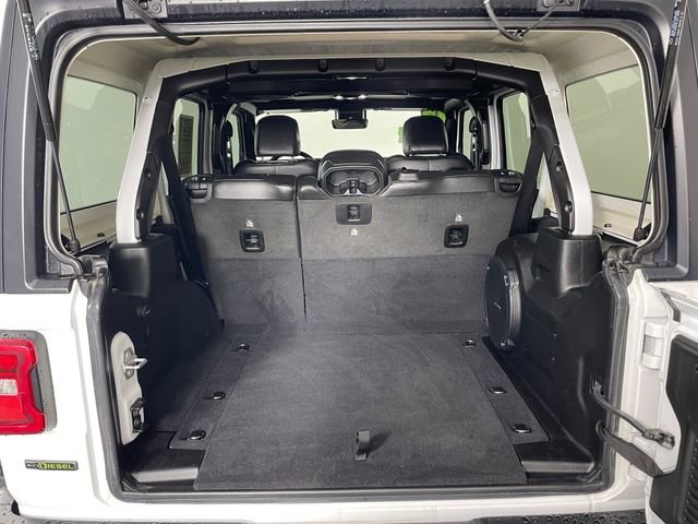 Used 2022 Jeep Wrangler Unlimited Rubicon w/ Steel Bumper Group image 17