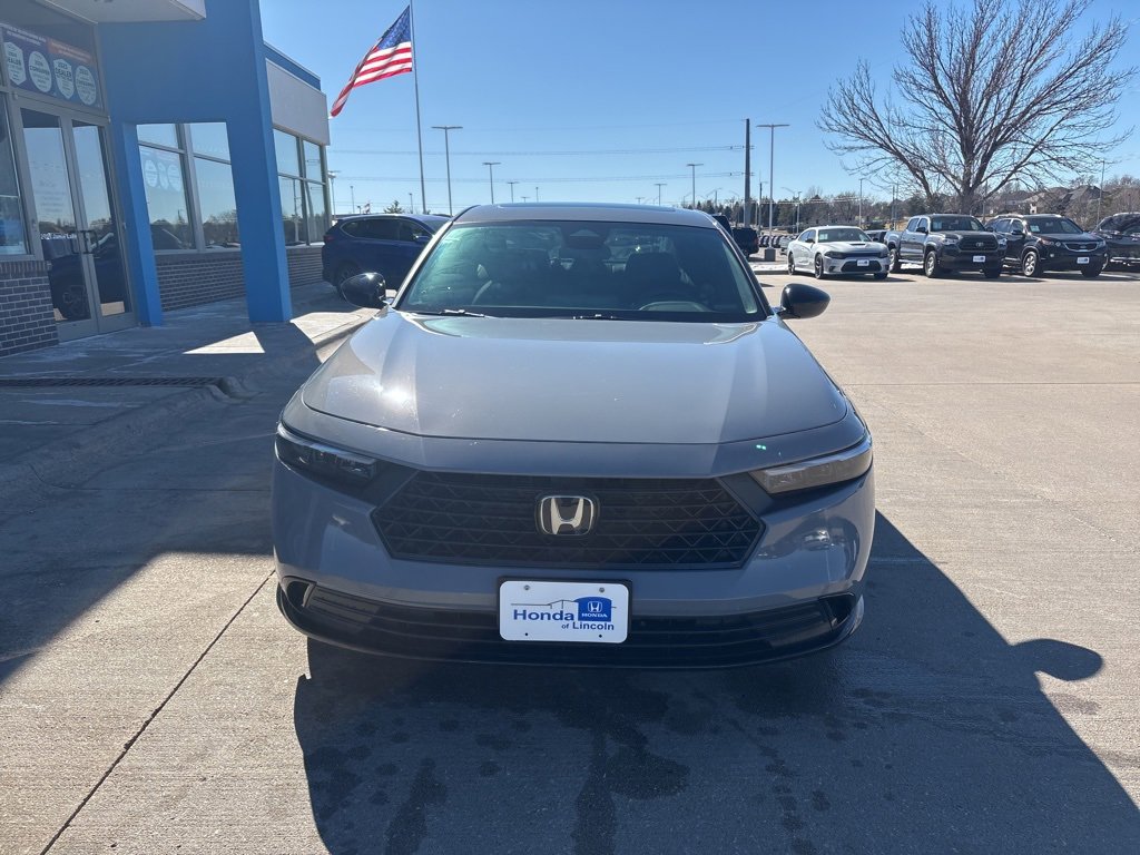 Used 2023 Honda Accord Sport image 2