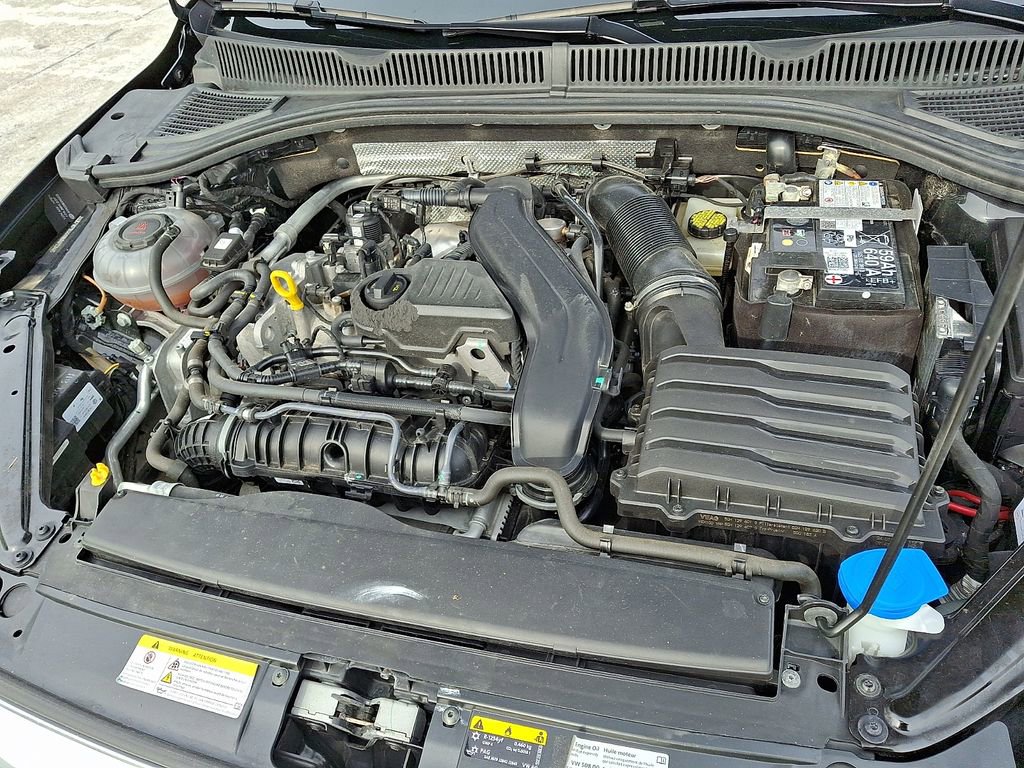 Used 2024 Volkswagen Jetta SE image 28