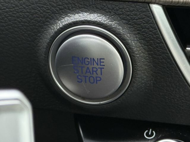 Used 2025 Hyundai Sonata SEL FWD image 19