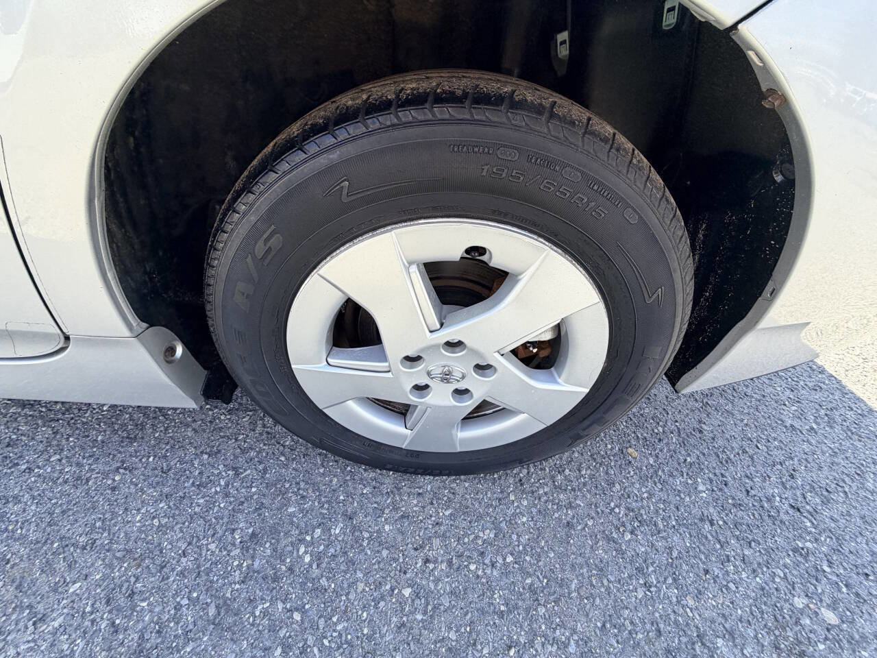 Used 2010 Toyota Prius Two image 26