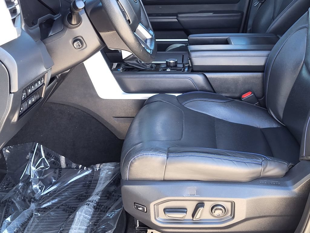 Used 2022 Toyota Tundra Platinum w/ Advanced Package AWD/4WD image 10