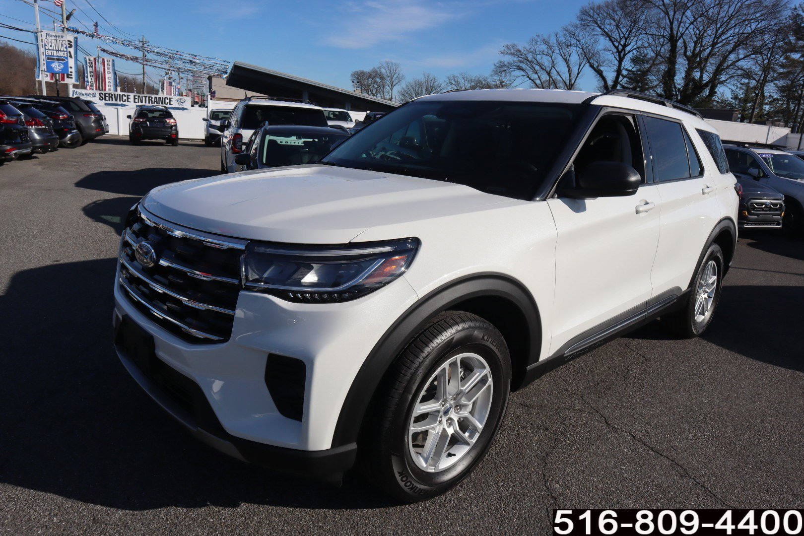 Used 2025 Ford Explorer Active image 8