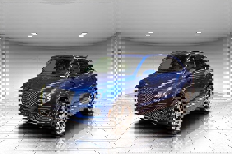 Used 2018 Bentley Bentayga Onyx Edition image 1