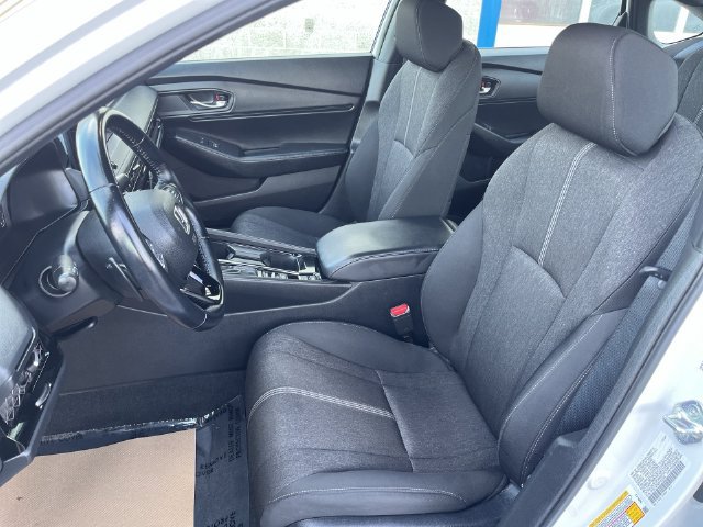 Used 2025 Honda Accord Sport image 16