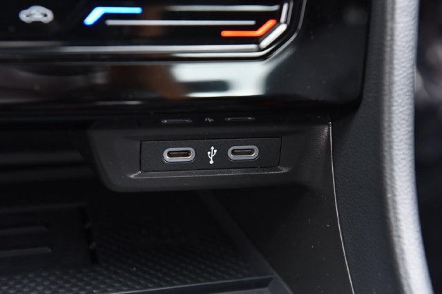 New 2026 Volkswagen Jetta GLI Autobahn FWD image 16