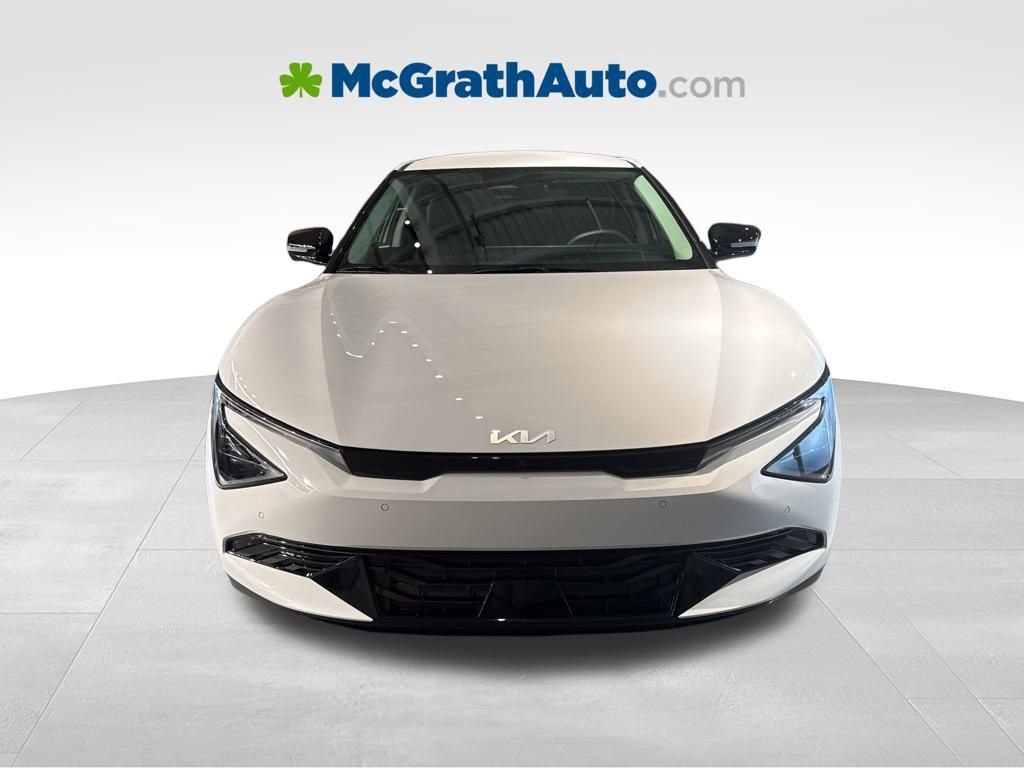 New 2025 Kia EV6 Wind image 8
