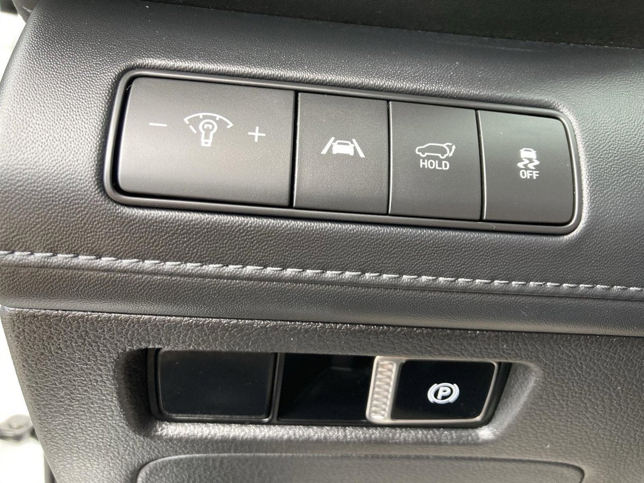 Used 2023 Hyundai Santa Fe Limited image 13